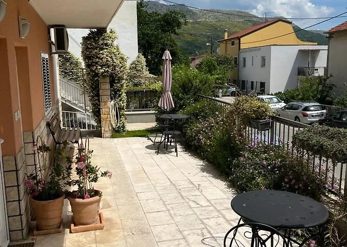 Cezar Apartman
