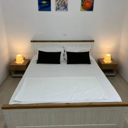 Apartment Cezar *