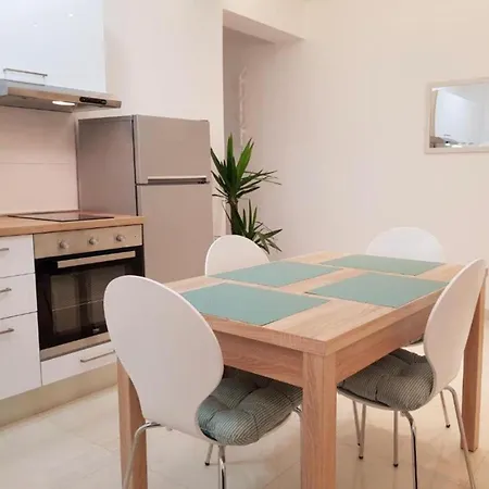 Apartment Cezar *