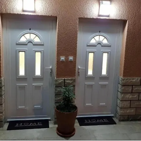 Apartment Cezar